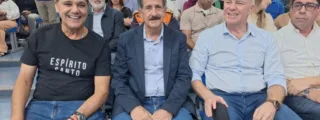 "Ricardo Ferraço, o prefeito de Ecoporanga José Luiz Mendes, Casagrande e Marcelo Santos, Presidente da Ales, durante a Audiência Pública para elaboração do Orçamento 2026. Momento de diálogo e comprometimento com o futuro do Espírito Santo, ouvindo as demandas da população para um Estado mais forte e justo para todos."