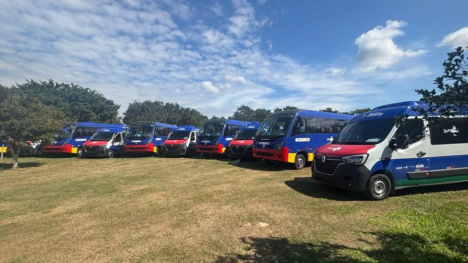 Governo entrega 11 vans para reforçar saúde nos municípios afetados pelo desastre de Mariana