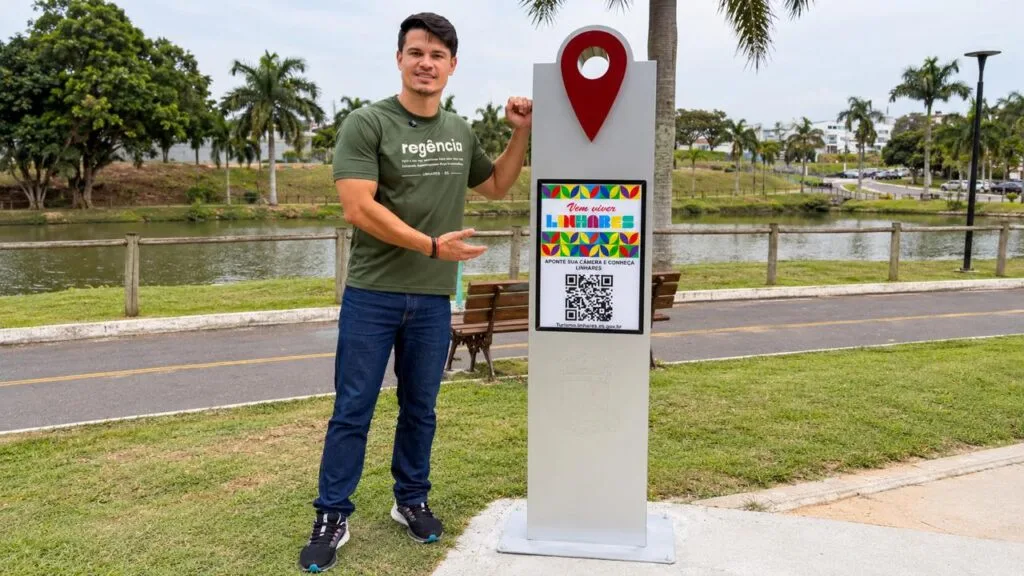 Totens com QR Code facilitam turismo em Linhares com novos pontos de acesso